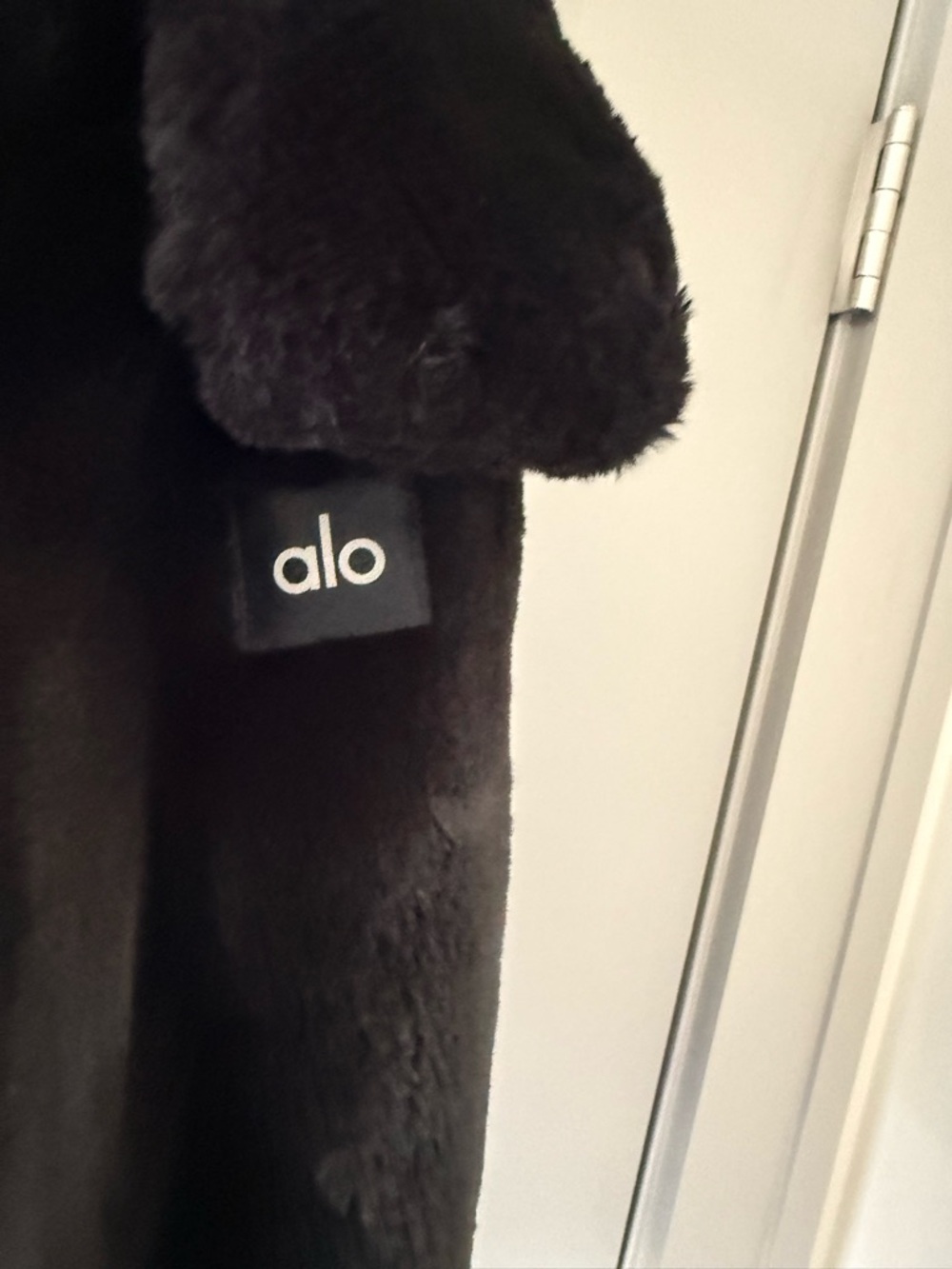 ALO black faux fur foxy jacket - Picture 7 of 16